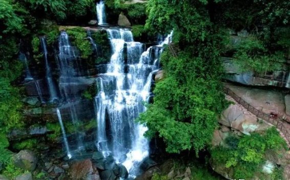 天台山：成都市郊的自然奇境，五A景区的无尽魅力