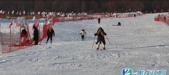 密山市的冰雪魅力，冬日里的温暖乐章